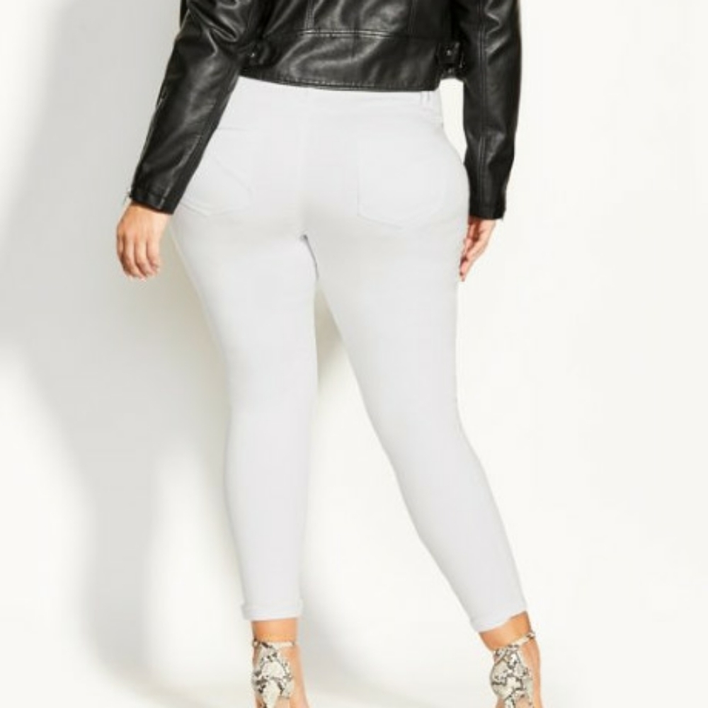 City Chic Jeans - Picture 2 of 6